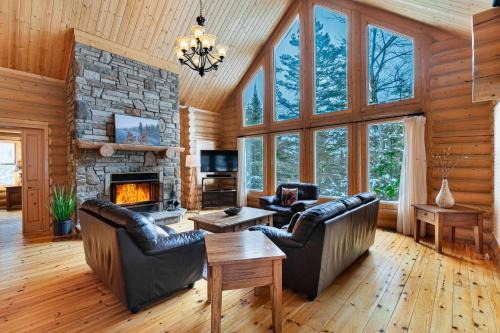 Fiddler Lake Resort Ski Chalet | Fiddler Lake Resort - Deer 30