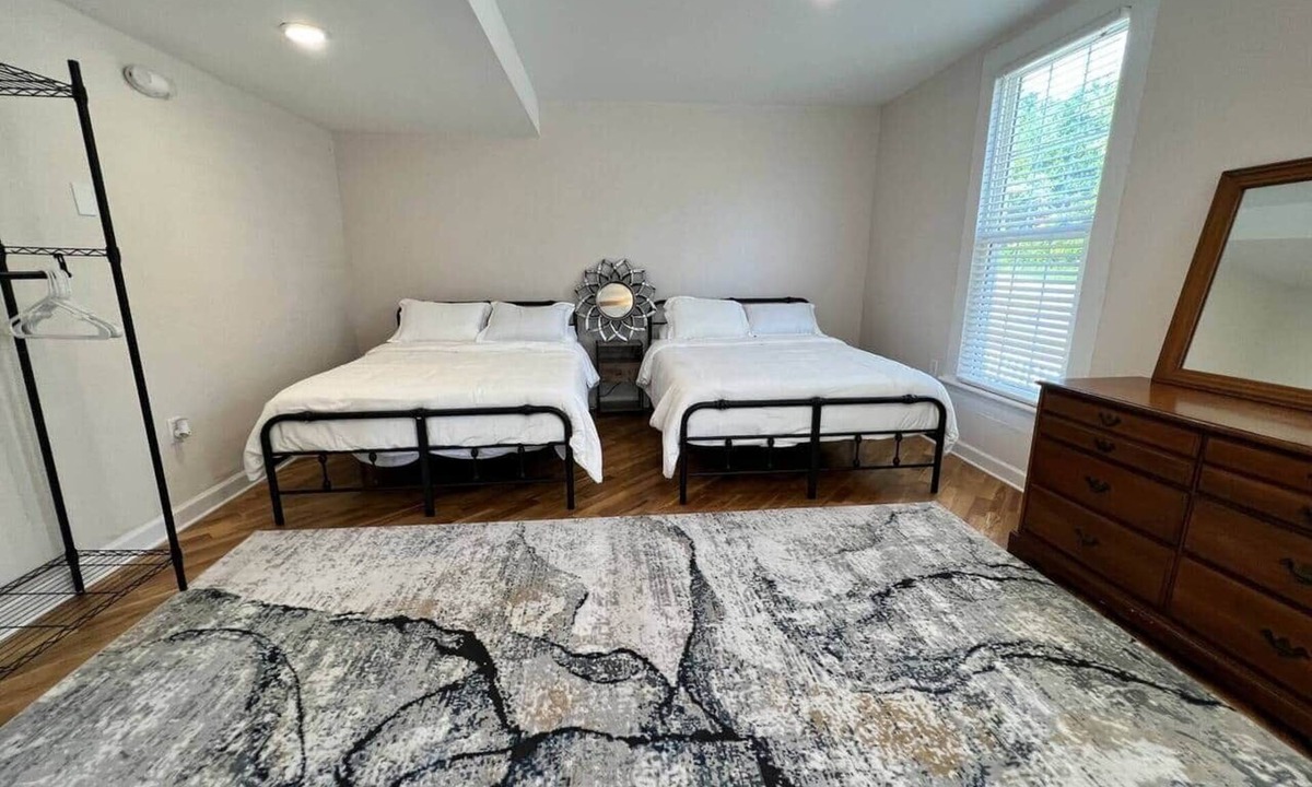 Fries Bed & Breakfast | Fiddler's Roost At The Washington Inn