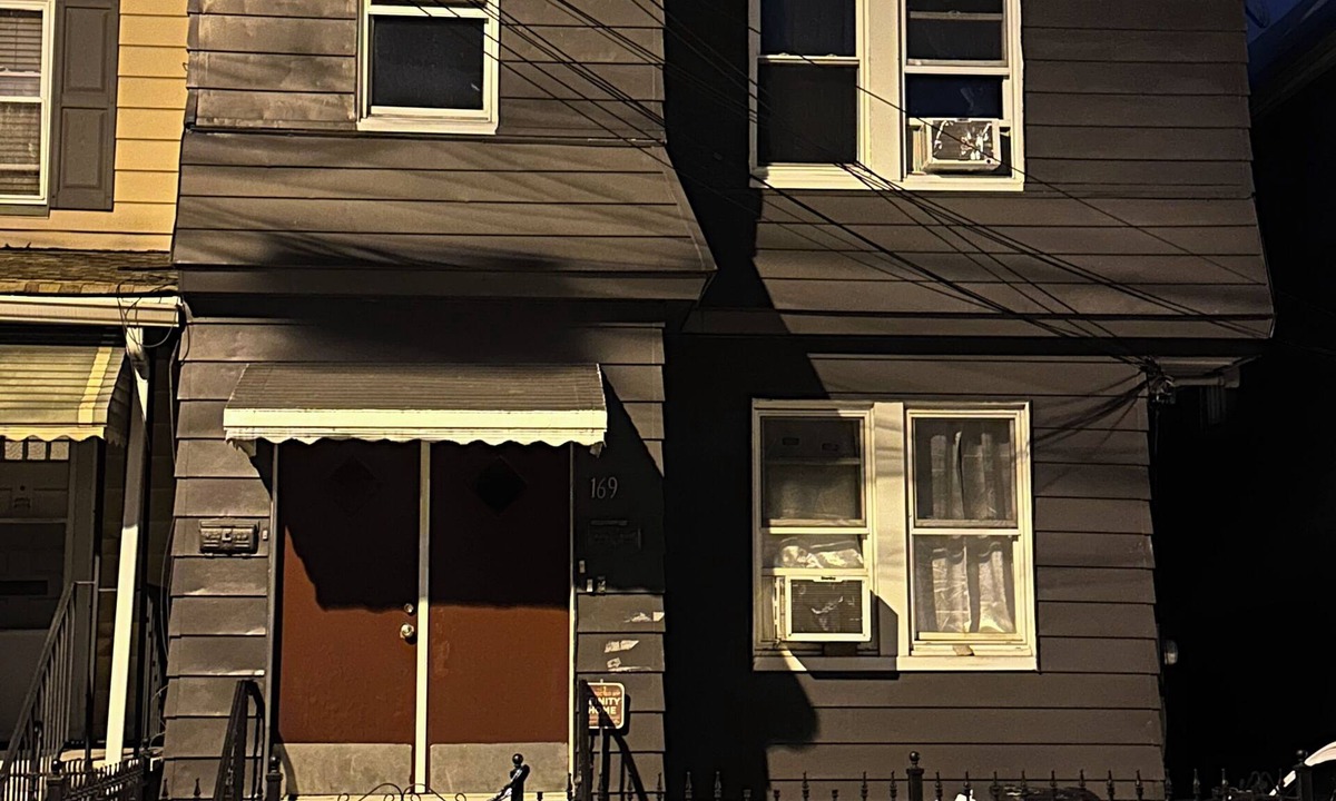 Irvington House | Fidelia Room Fuchsite