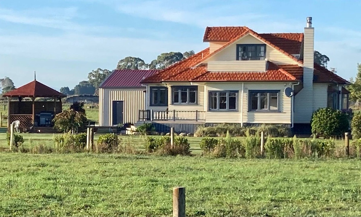 Ohaupo House | Field Days Accommodation