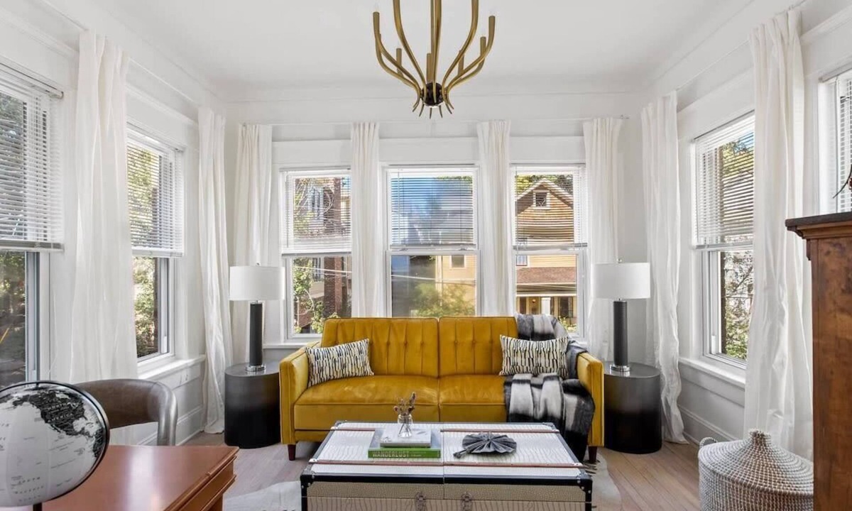 Candler Park Apartment | Field of Light