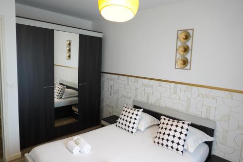 Le Blanc-Mesnil Apartment | Fiesta Apartment