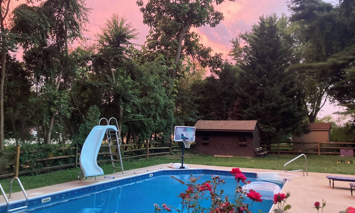 Garnet Valley House | FIFA & All-Star Baseball 5 Min to train or 20 min drive to FIFA & nBBall