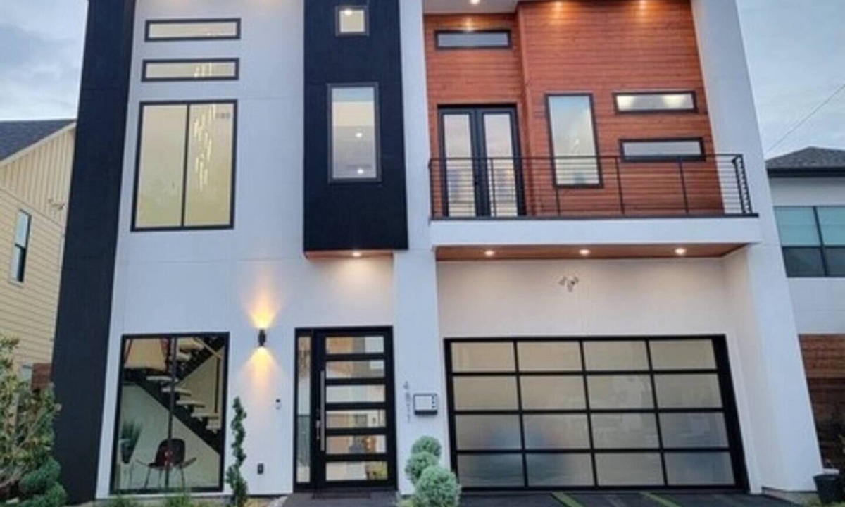 Dallas House | FIFA READY! Upscale Designer Modern Home Close to Uptown Dallas ~ 4 King Beds