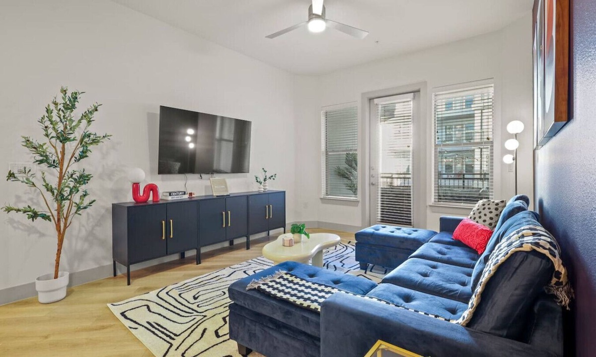 Far North Dallas Apartment | FIFA World Cup, Luxe 2BR + Gym and Pool Access