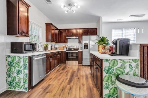 Collier Heights House | FIFA World Cup Ready Near Stadium and MARTA Sleeps 8