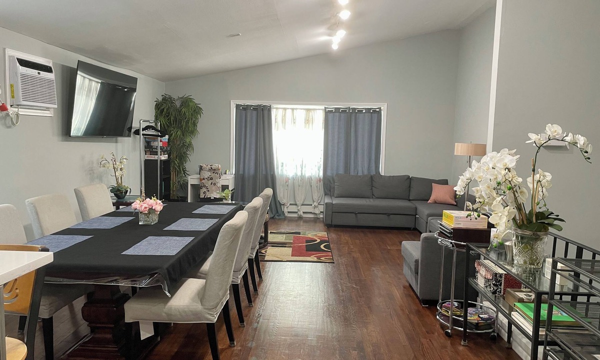Greenville House | FIFA World Cup Sleeps 10 near MetLife and New York ★FREE Driveway Parking★