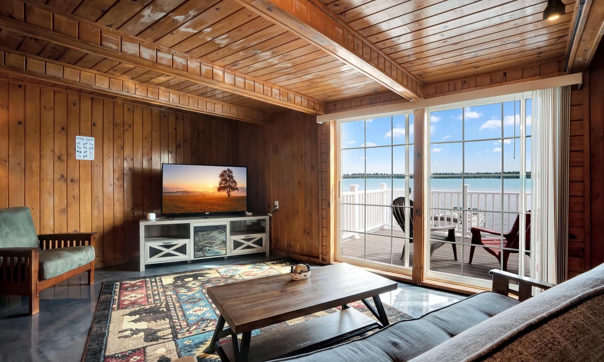 Mayfield Cabin | Fife Lake Retreat