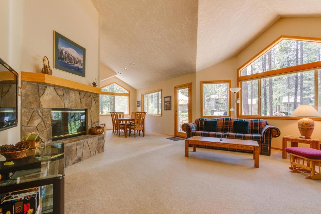 Sunriver House | Filbert Lane 13 | Discover Sunriver