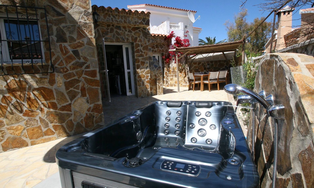 Els Poblets Villa | Finca Brownies, top natural stone villa by the sea