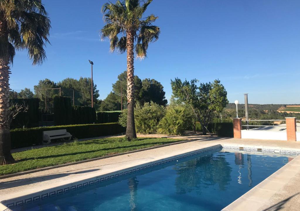 Macastre Bed & Breakfast | Finca Mirador