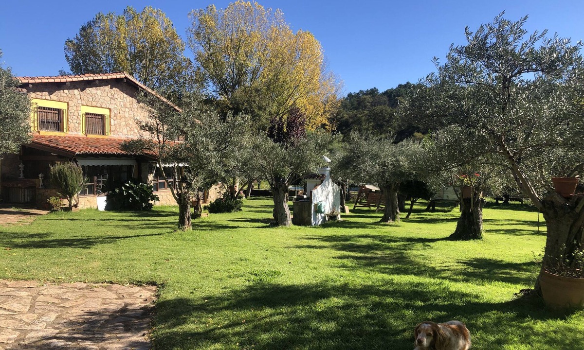 Villasbuenas de Gata Bed & Breakfast | Finca vergel *.HABITACIONES. bed and breakfast. SIERRA DE GATA