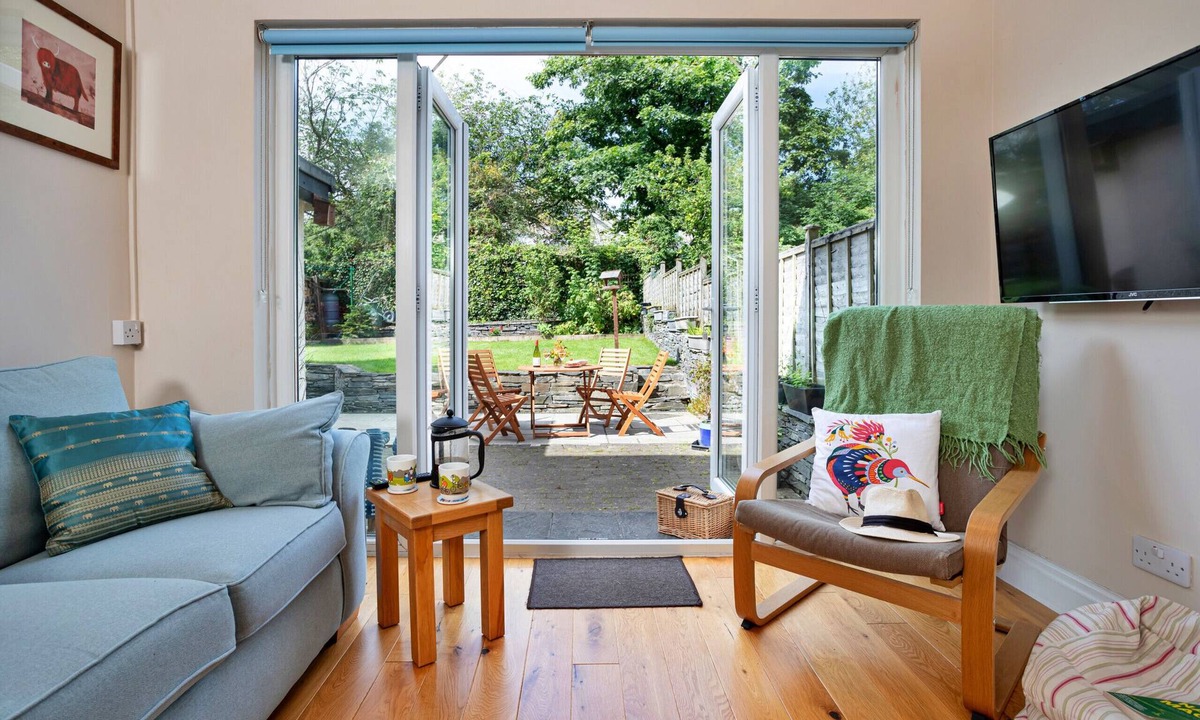 Kendal House | Finest Retreats | Helm View