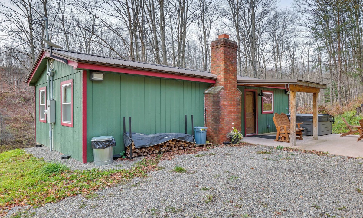 Cohocton Cabin | Finger Lakes Retreat: Cohocton Cabin on 25 Acres!