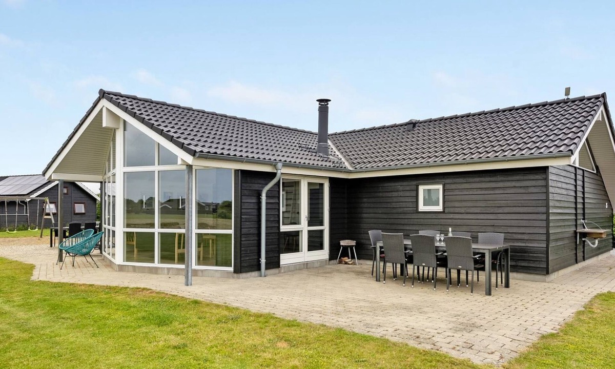Skovmose House | "Finja" - 500m from the sea by Interhome