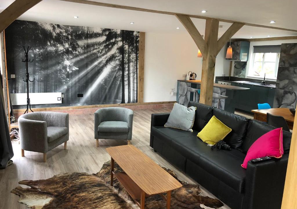 Port Glasgow Apartment | Finlaystone Family Barn