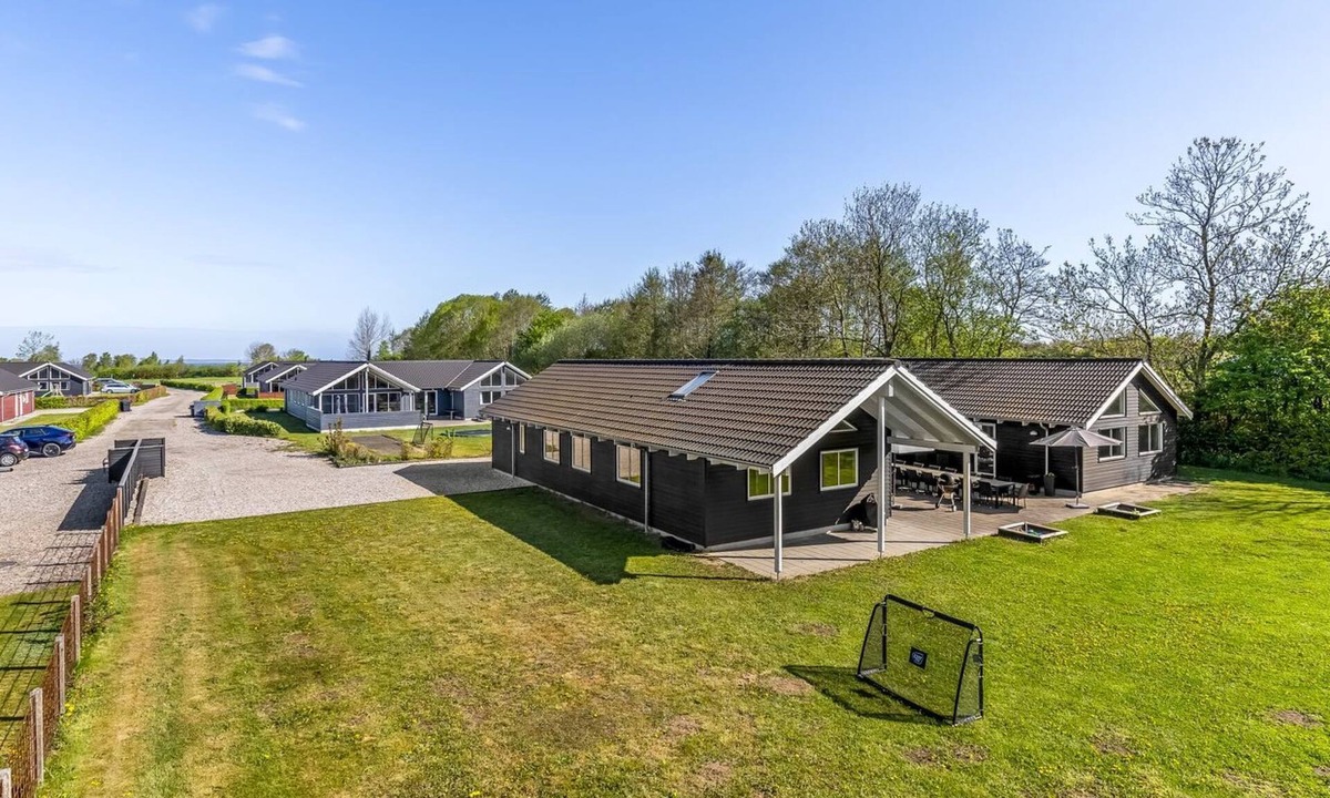 Nordborg House | "Finwith" - 600m from the sea by Interhome
