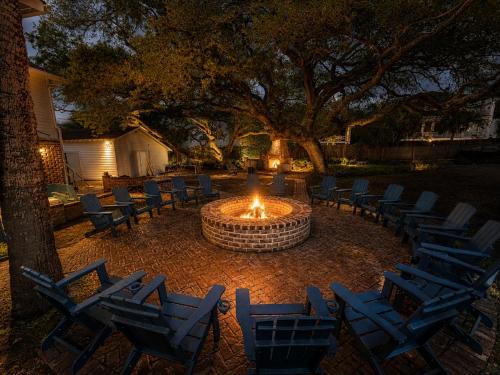 Savannah Beach House | Fire & Oaks - The Ember Villa