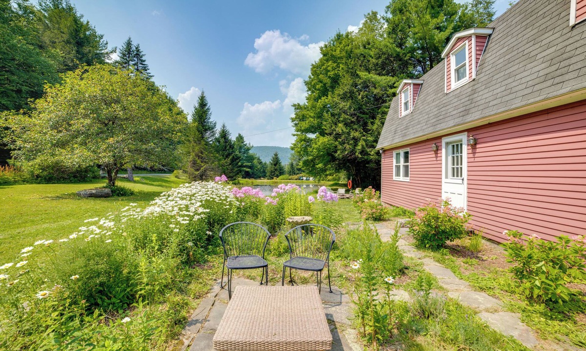 Walton Cottage | Fire Pit & On-site Pond: Wooded Walton Home!