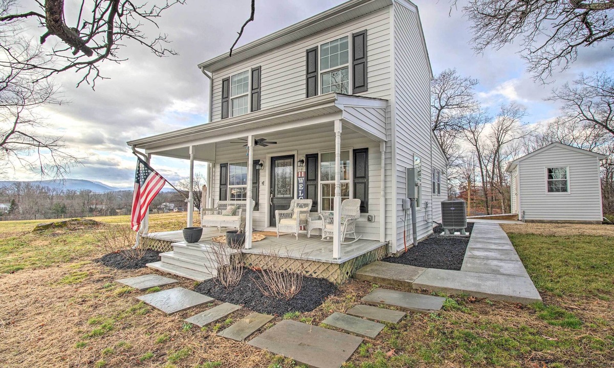 Front Royal House | Fire Pit & Patio: Front Royal Vacation Rental!