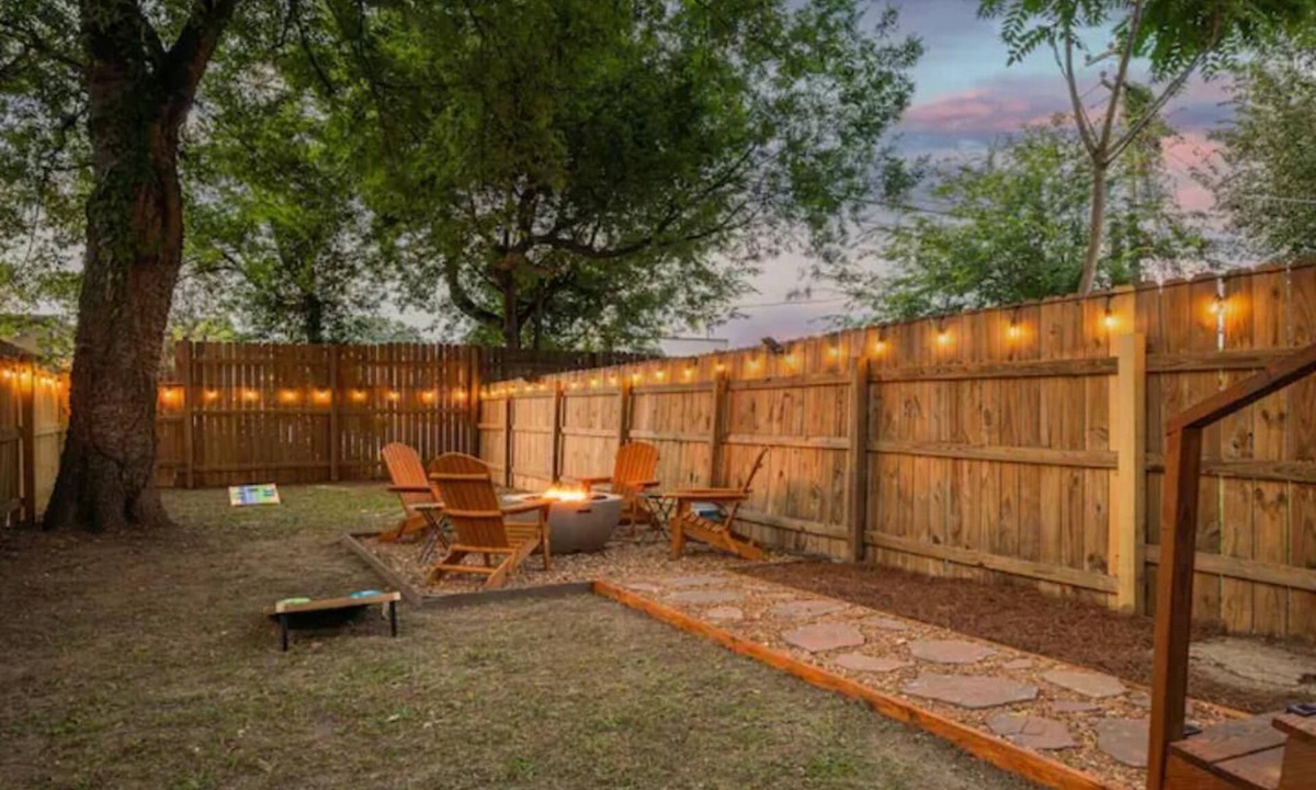 East Midtown House | Fire Pit Pet Friendly 10 mins. to Beale St.