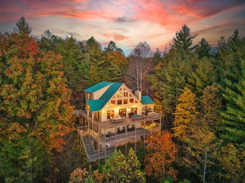 Townsend House | Firefly Ridge MTN View Hot Tub Theater GAMES