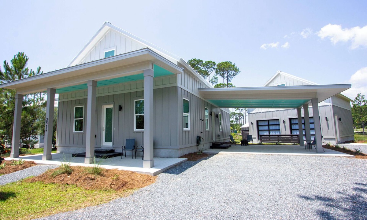 Carrabelle House | Firefly South: 3,800 sqft - Sleeps 16! 2-min walk to pool and beach!