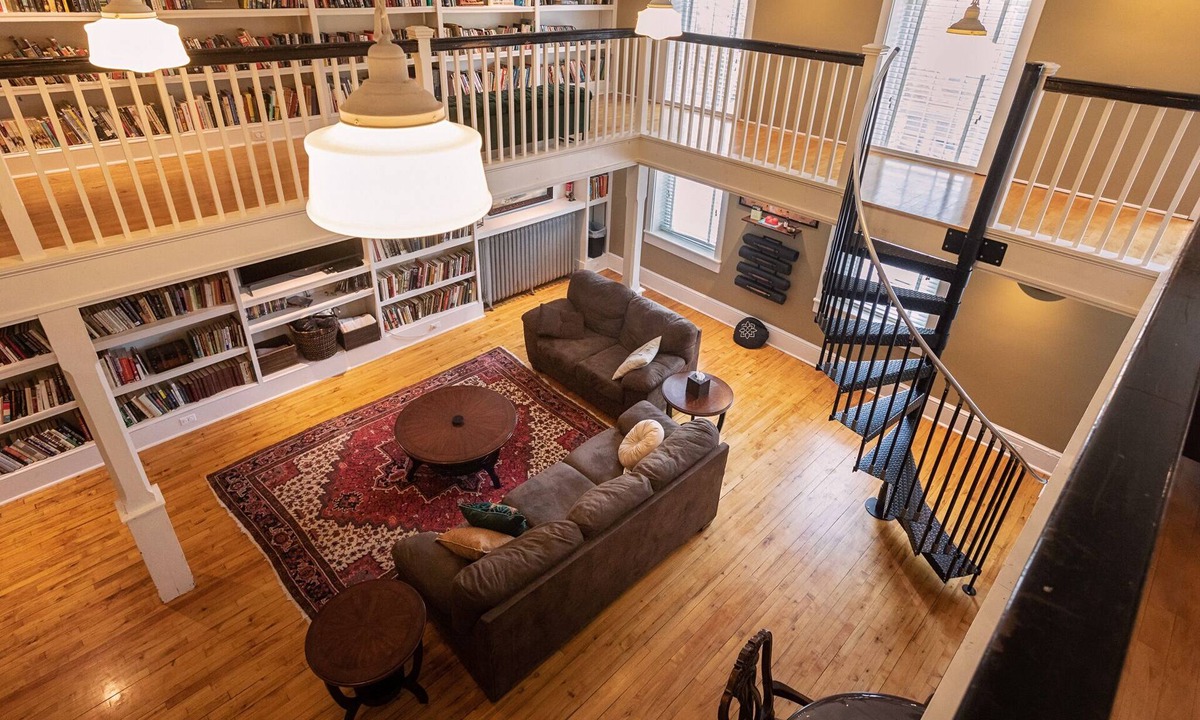 Elizabethtown Apartment | Firehouse Library Apartment