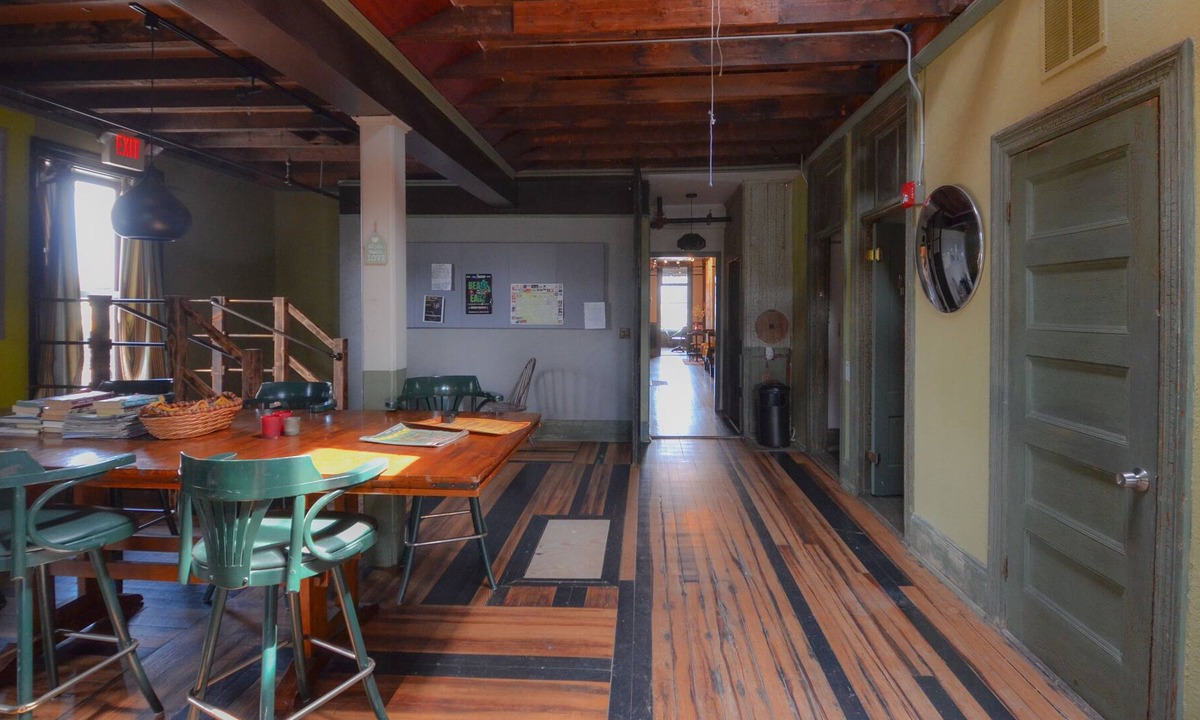 Upper South Providence Apartment | Firehouse | Parking | Perfect for Big Groups!