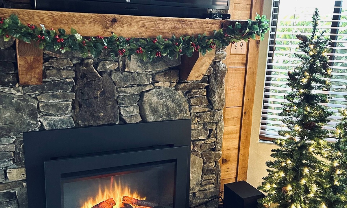 Seven Springs Condo | Fireplace, Outdoor Bar and Grill, New pillowtop matresses with down bedding!