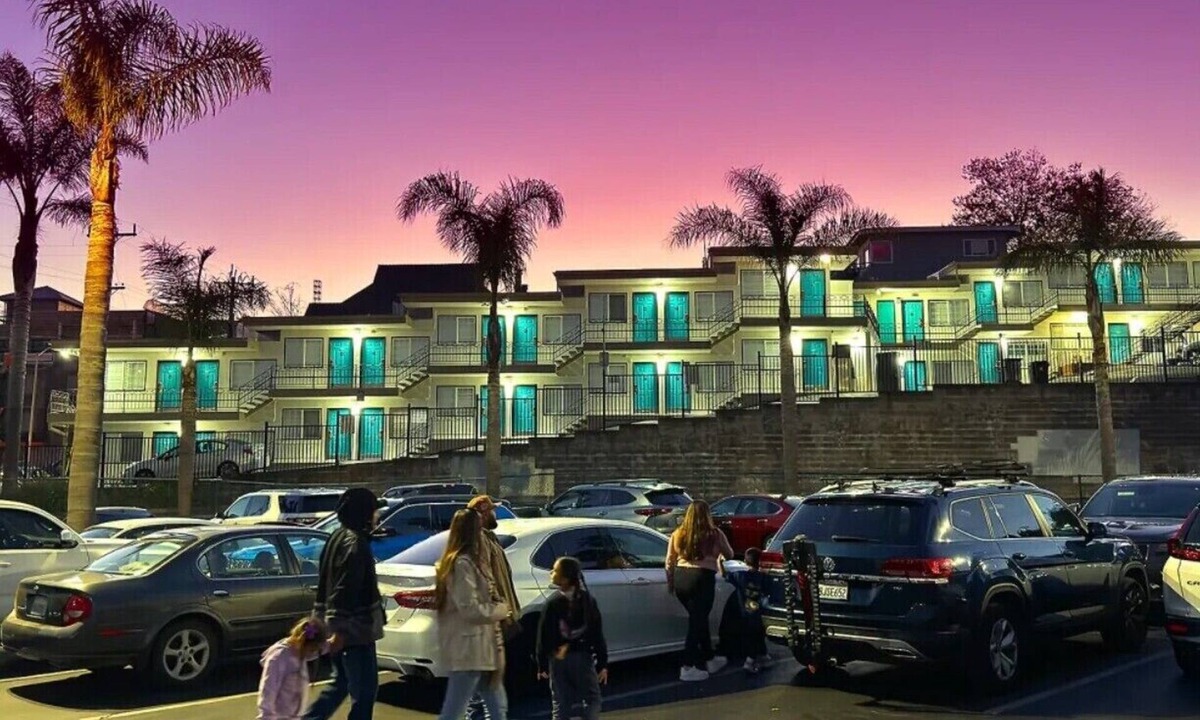 Beach Hill - Beach Flats Hotel | Fireside Inn Santa Cruz