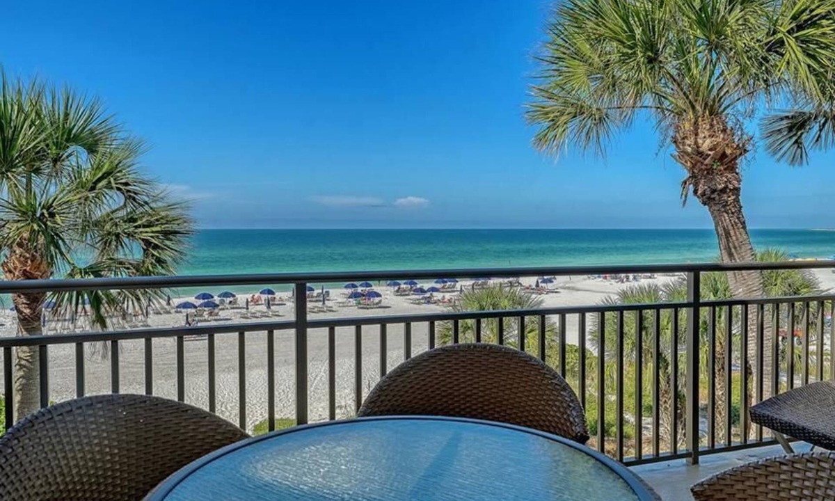 Siesta Key House | Firethorn 331 - 2 Bedroom Condo with Private Beach with lounge chairs & umbrella provided, 2 Pool.