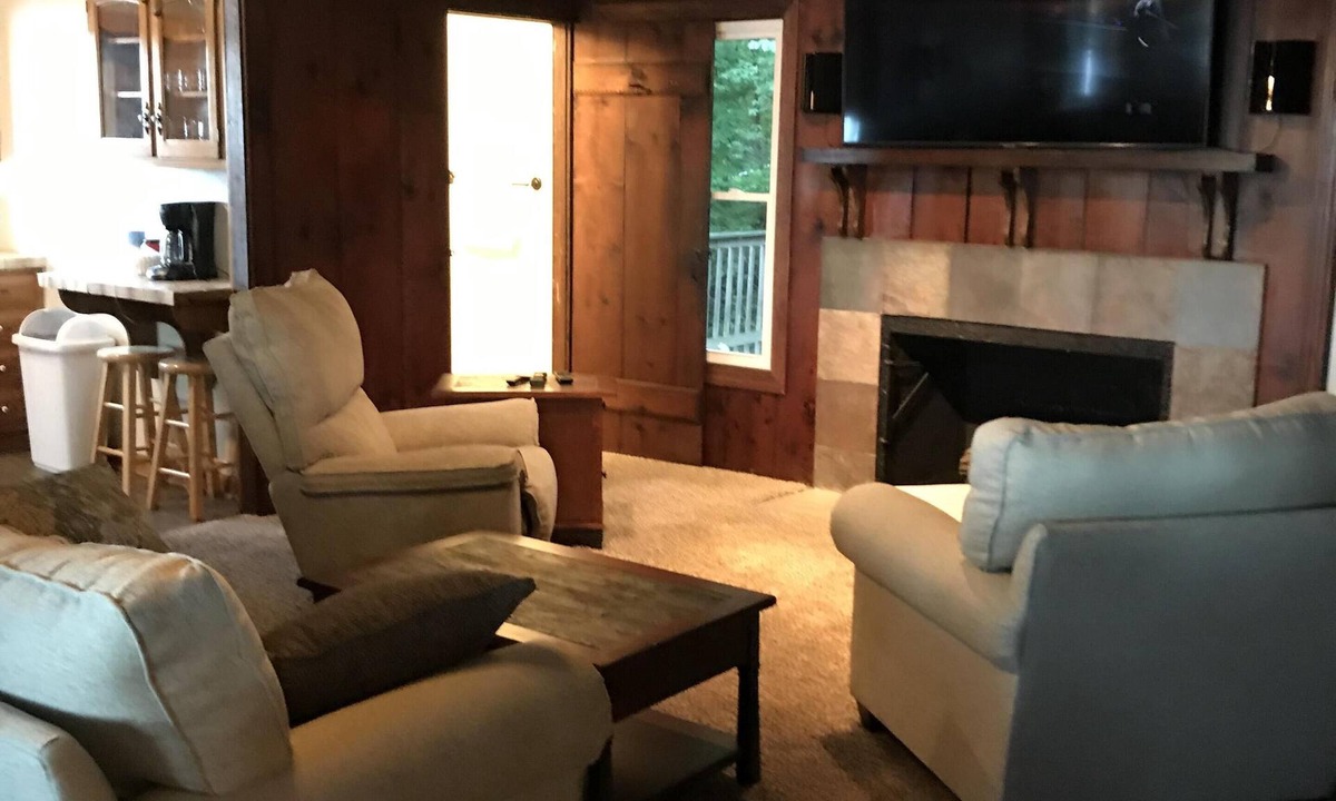 Decatur Cottage | FireWater Cottage with serene Lake views and a cozy relaxing environment.
