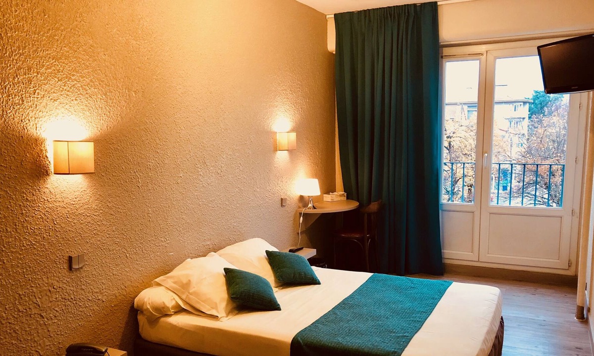 Firminy Hotel | Firmhotel