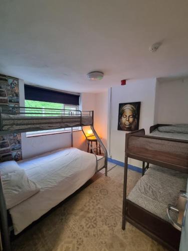 Dover Hostel | First and Last Youth Hostel