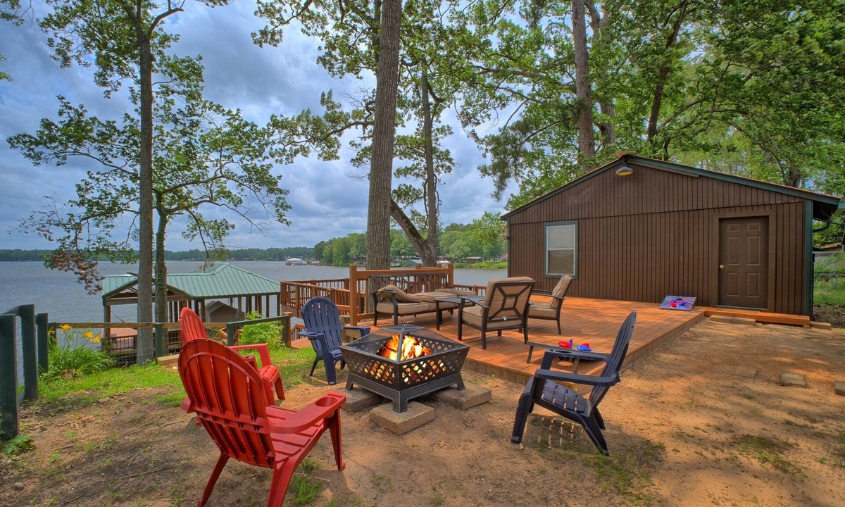 Hemphill Cabin | Fish Tales Cabin