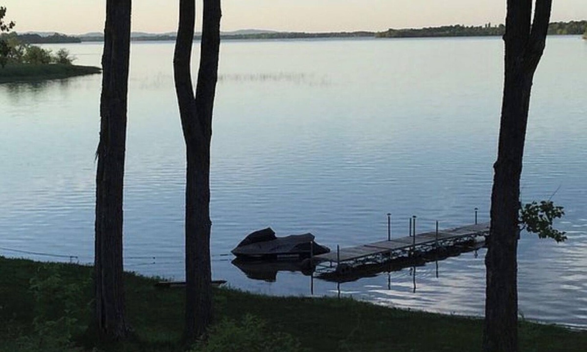 Crown Point House | Fisherman’s Cove on Lake Champlain – A Private Waterfront Getaway