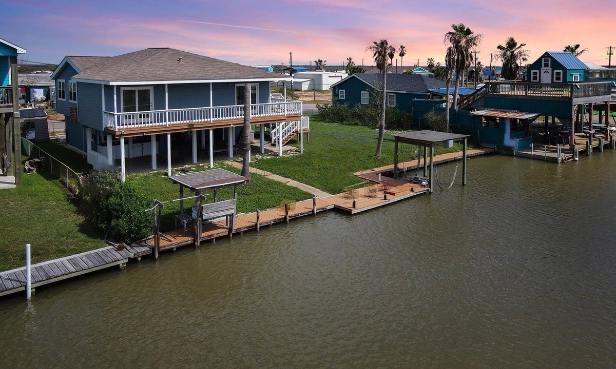Cedar Lane House | Fishermans Dream located on a canal with access to Intercoastal fishing