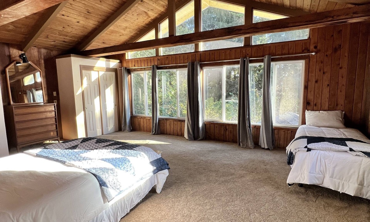 Klamath House | Fisherman’s Guest House