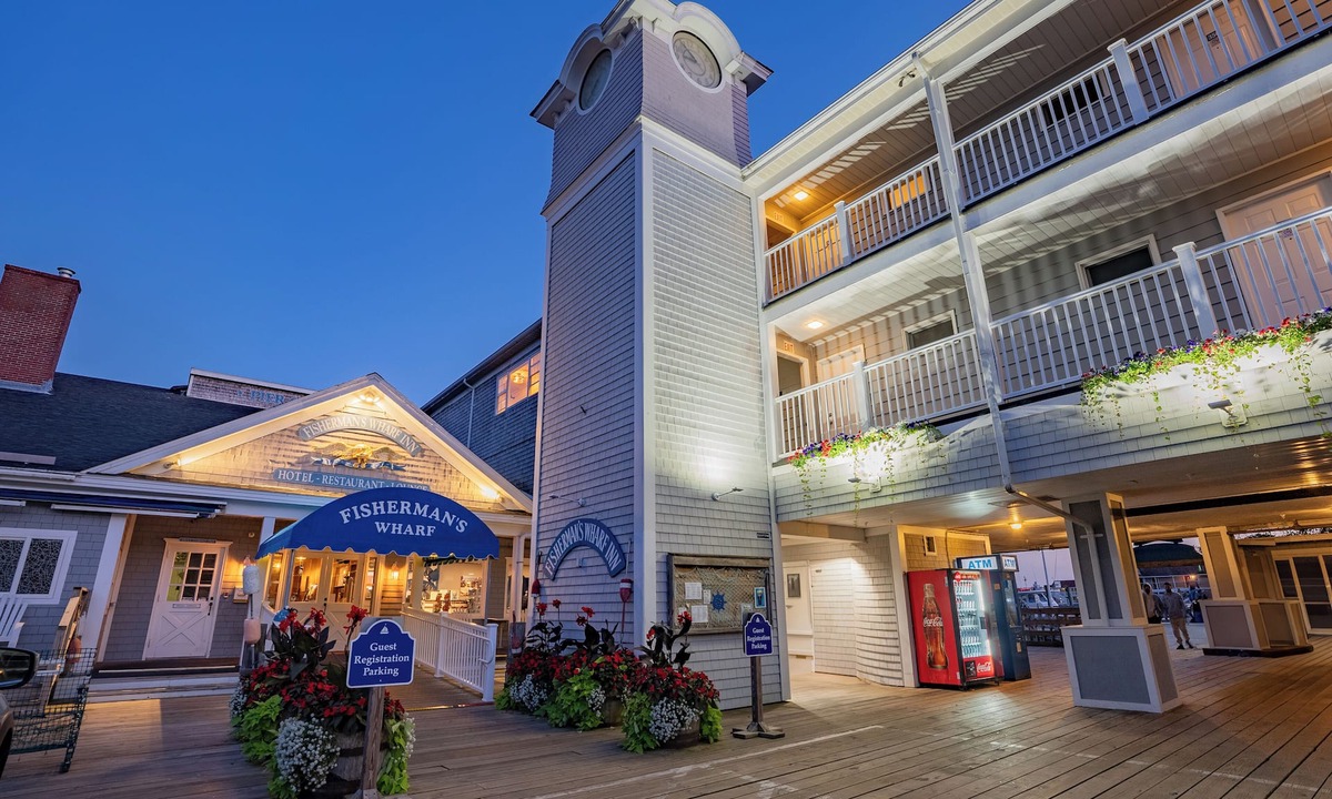 Boothbay Harbor Hotel | Fishermans Wharf Inn