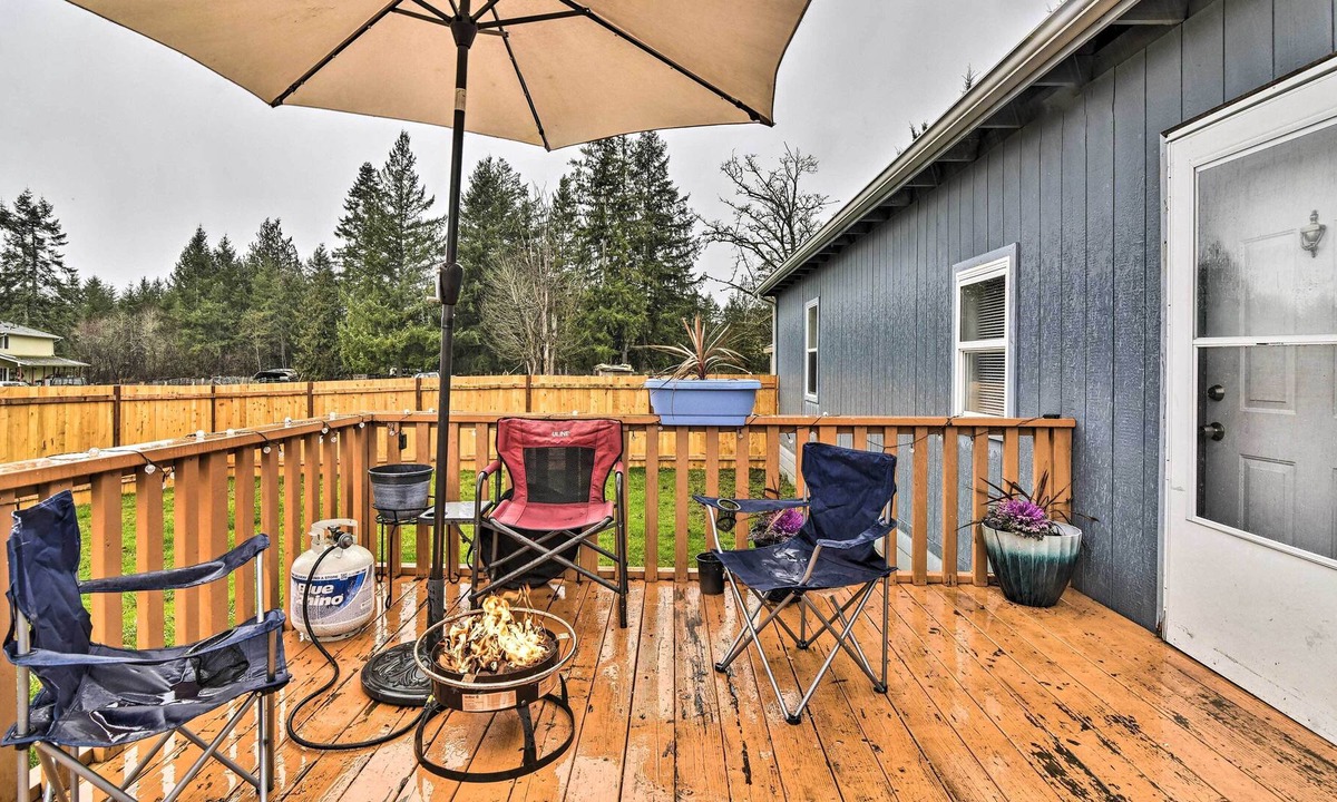 Lewis County House | 'Fishermens Tiny' Near Cowlitz River!