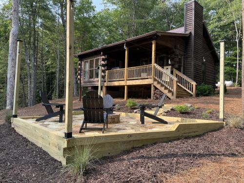 Hidden Lake House | Fishful Thinking