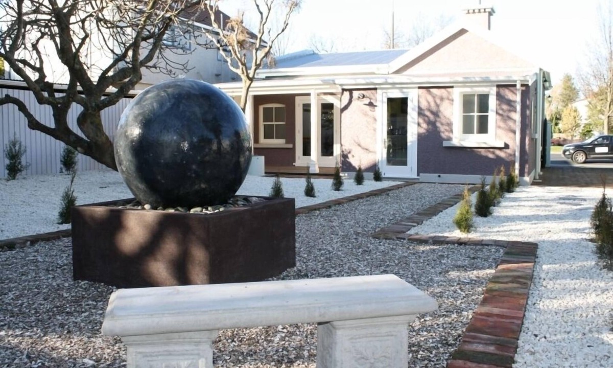 Christchurch City Centre Cottage | Fitzgerald Cottage CBD