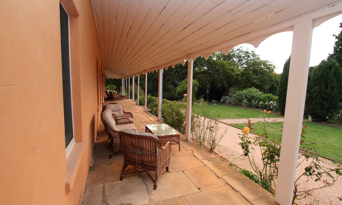 Mittagong Hotel | Fitzroy Inn Historic Retreat