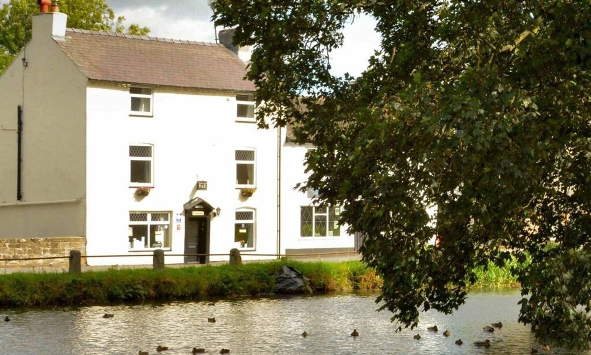 Welsh Frankton House | Fitzwarine House