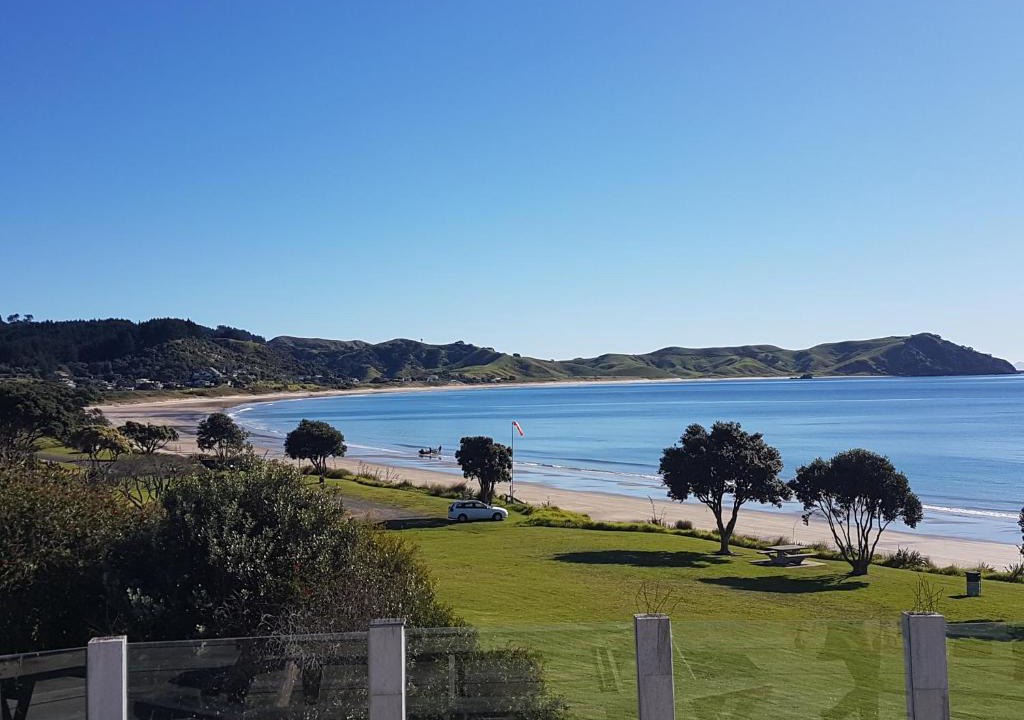 Opito Bay House | Five Knots Inn