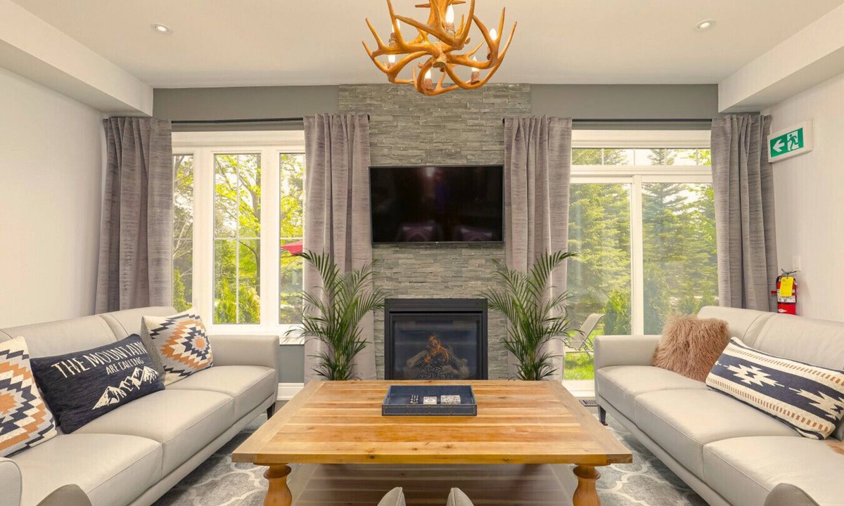 The Blue Mountains Villa | Five-O at Snow: Free Shuttle to Blue