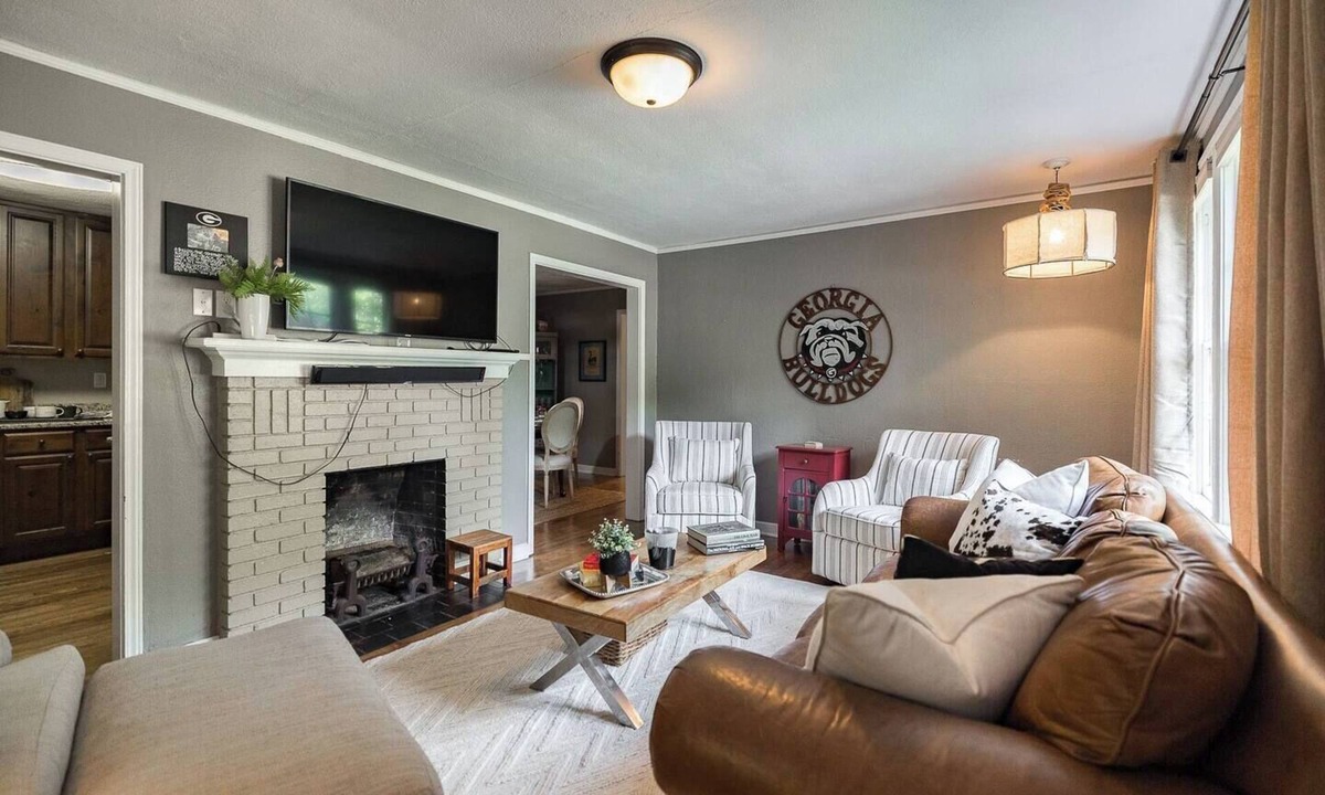 Athens House | Five Points Charmer: Delightful 3BR Cottage in Five Points, Complete W/Fire Pit.