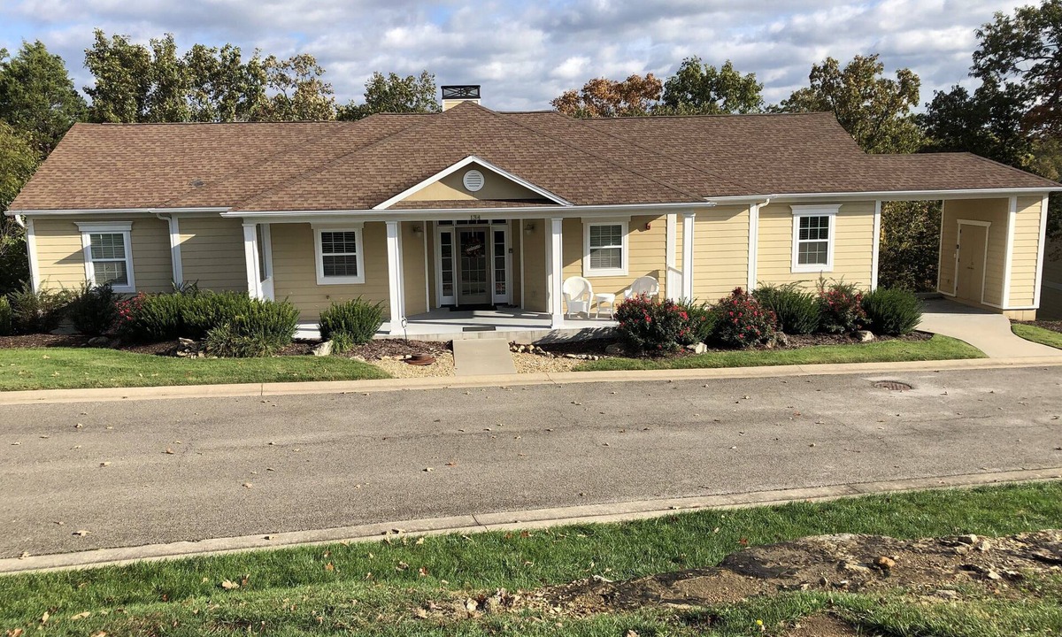 Branson House | Five Star Villa Sleeps up to 10!