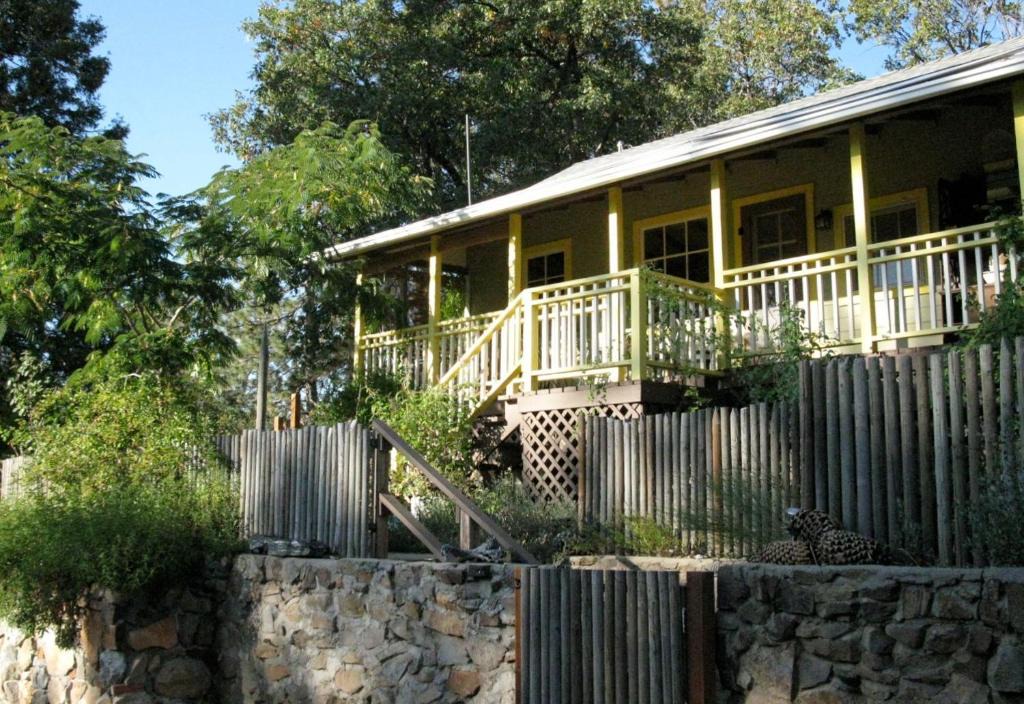 Pinehurst House | Fivespot Cabin